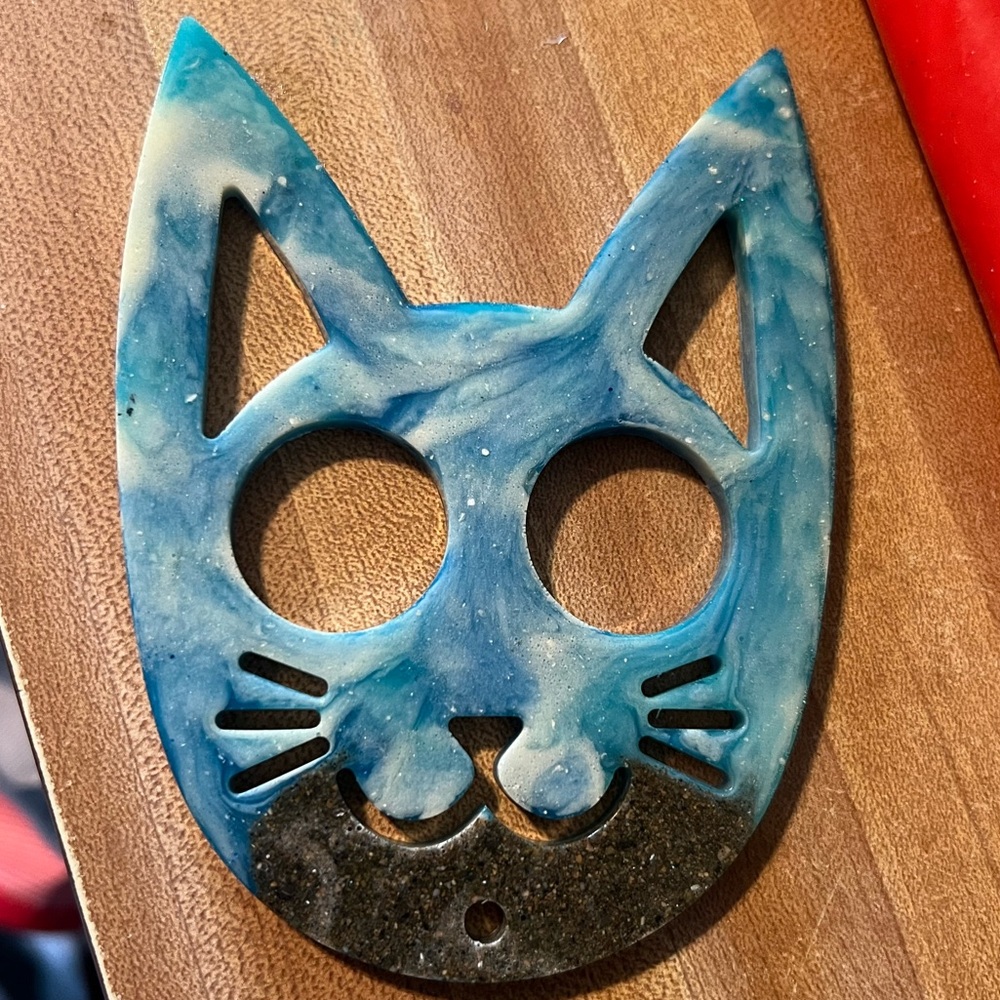 Self defense cat keychain - NEW ( beach marble)